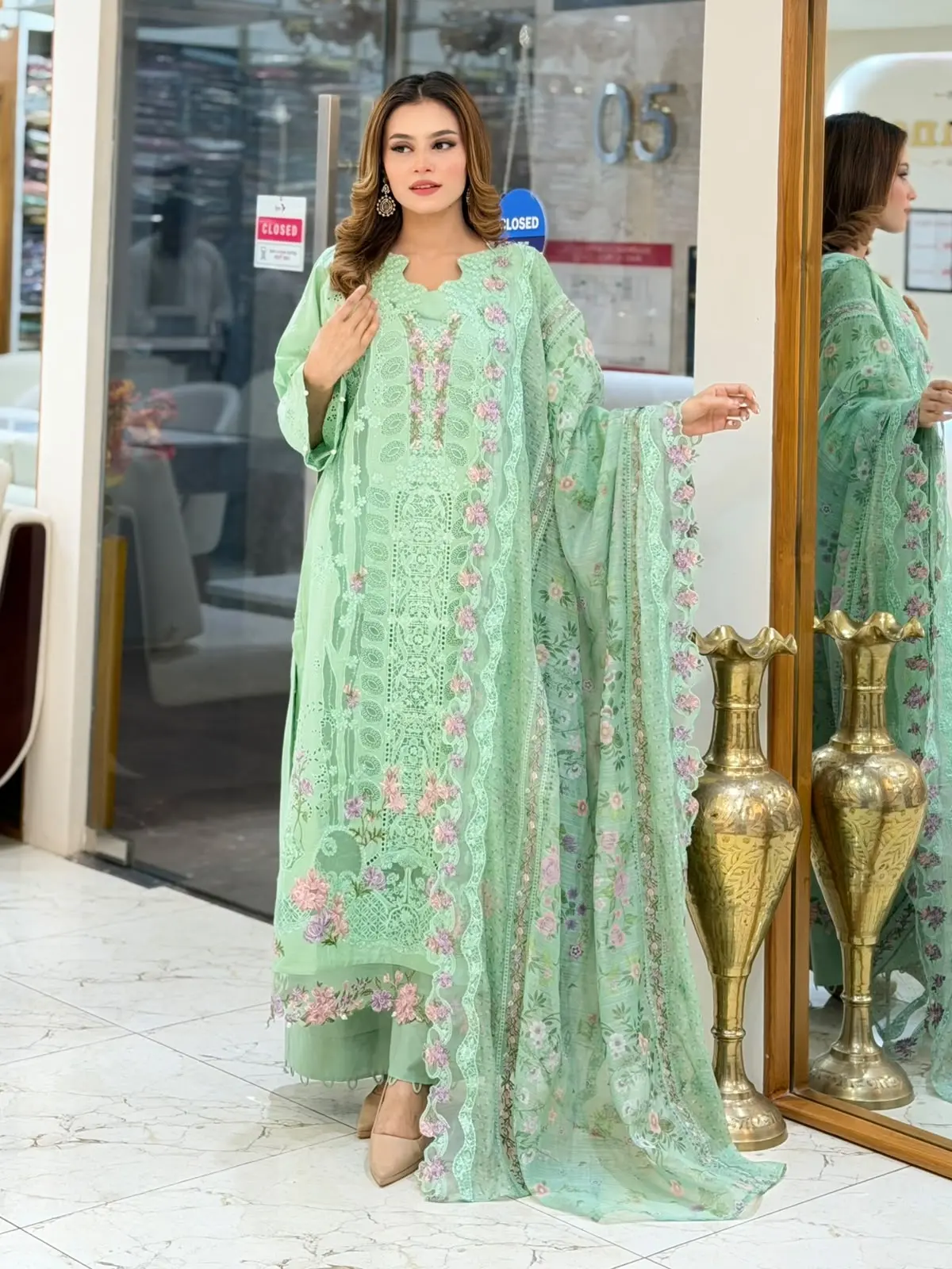 ELAF Luxury (LA-DONNA STITCHED)