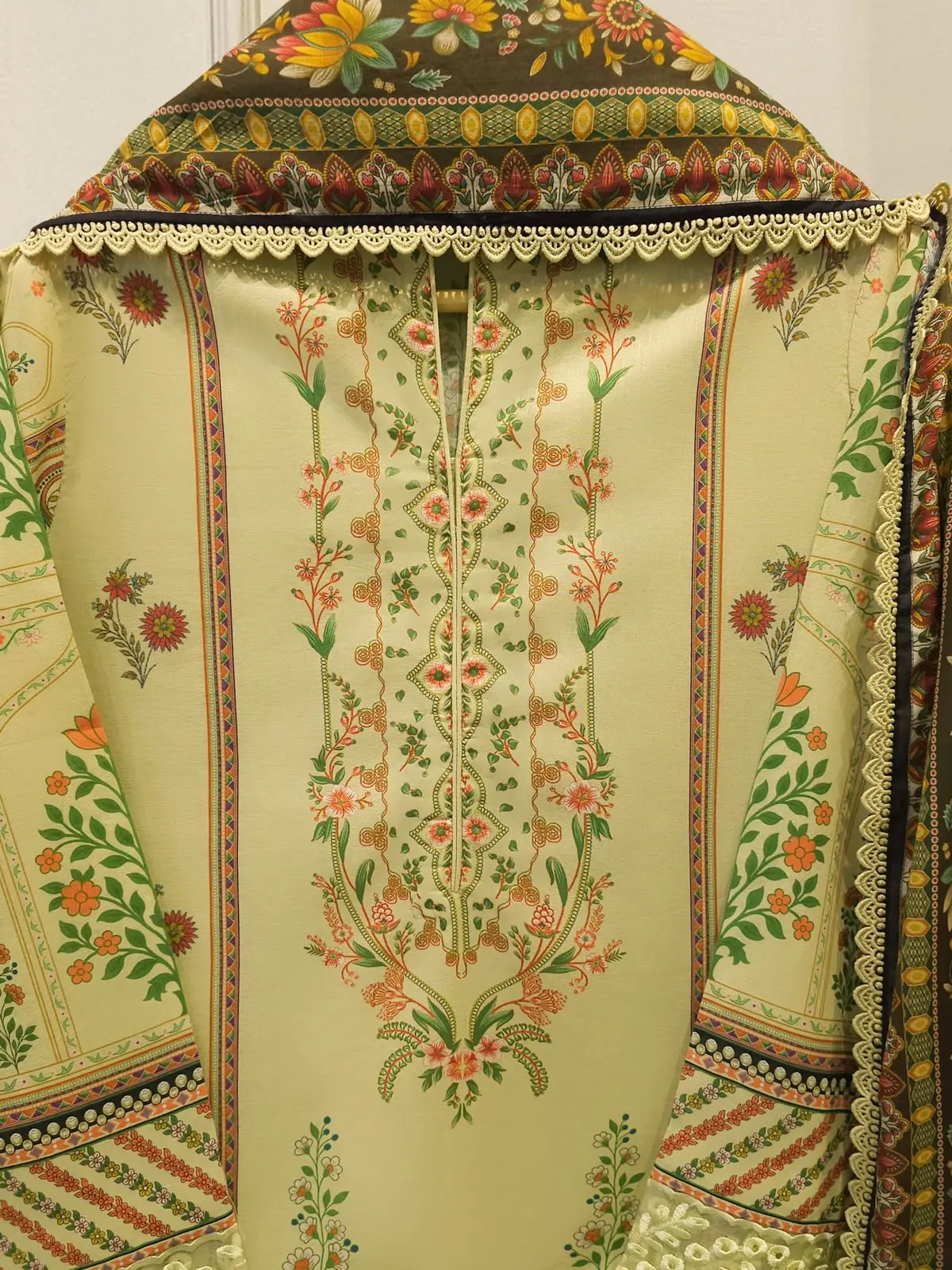 AGHA NOOR RTW