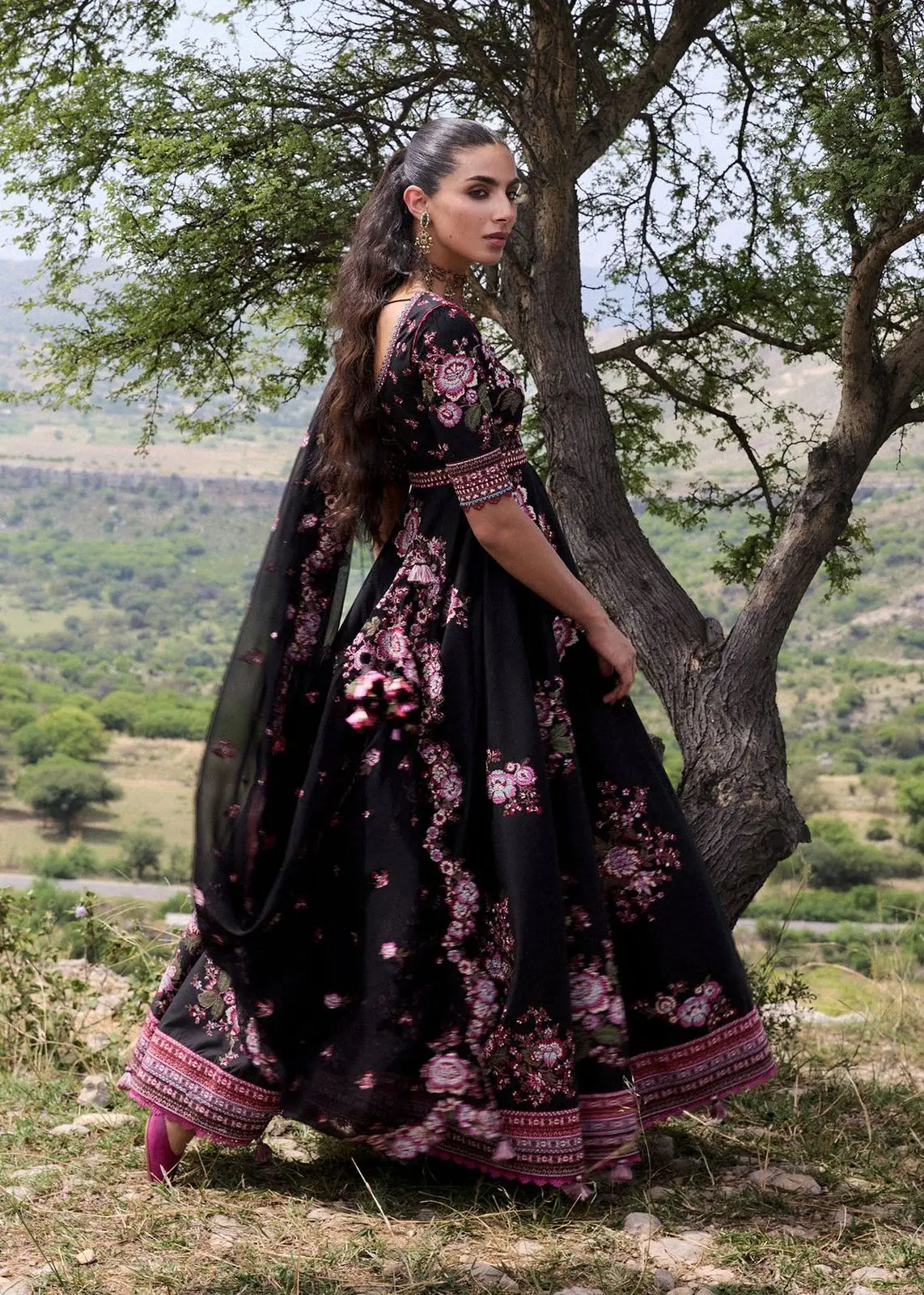 HUSSAIN REHAR RTW