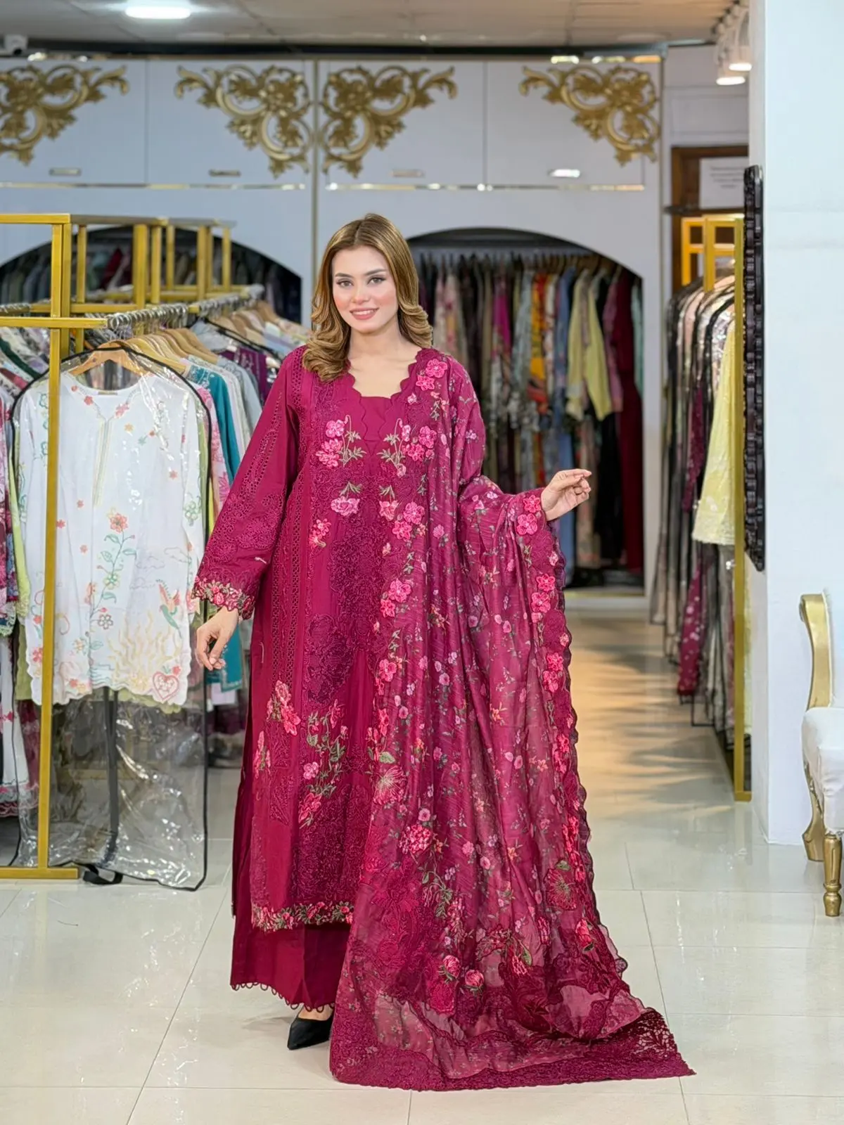 ELAF Luxury (LA-DONNA STITCHED)
