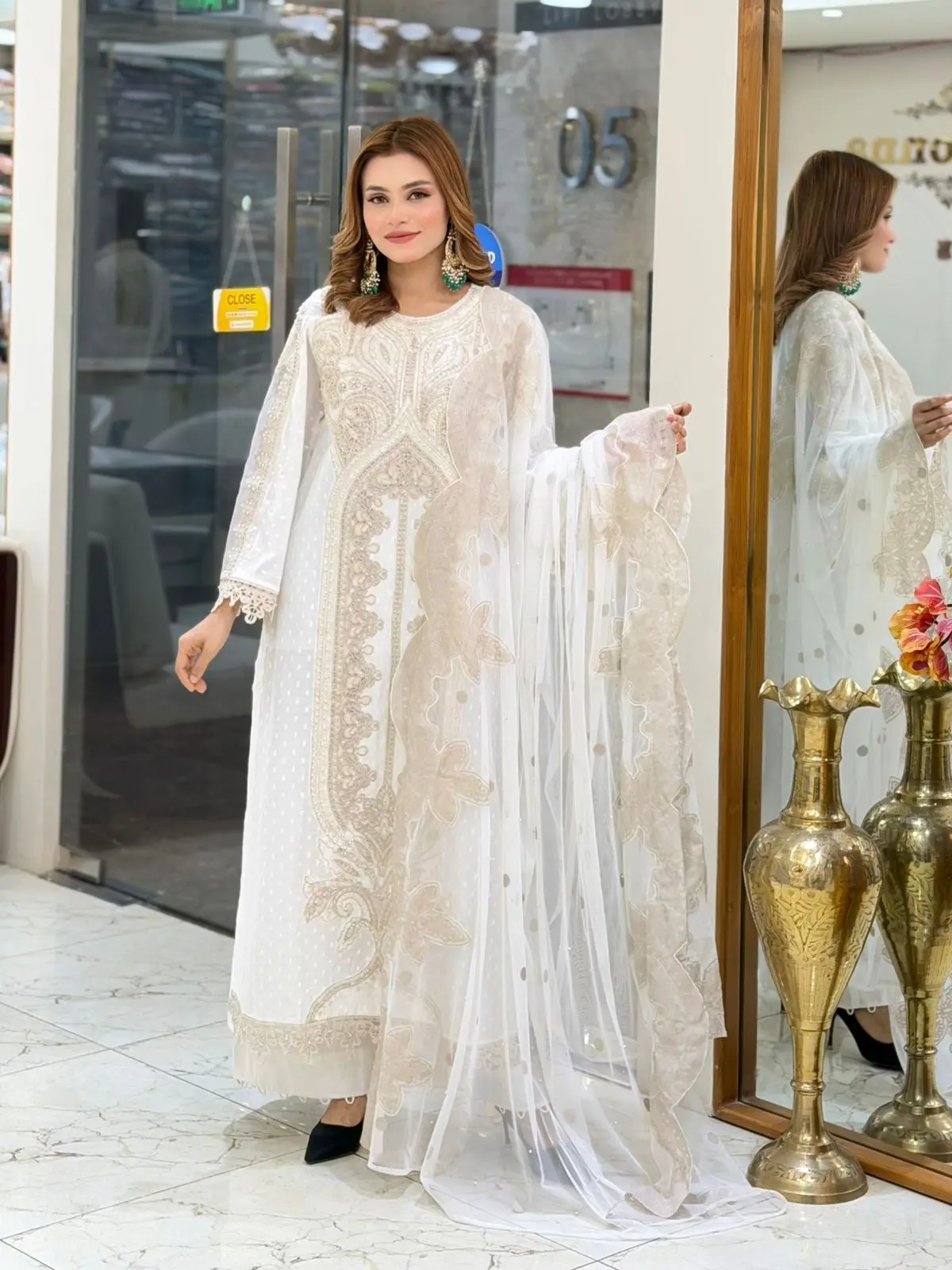 MARIA B LUXURY  (LA-DONNA STITCHED)