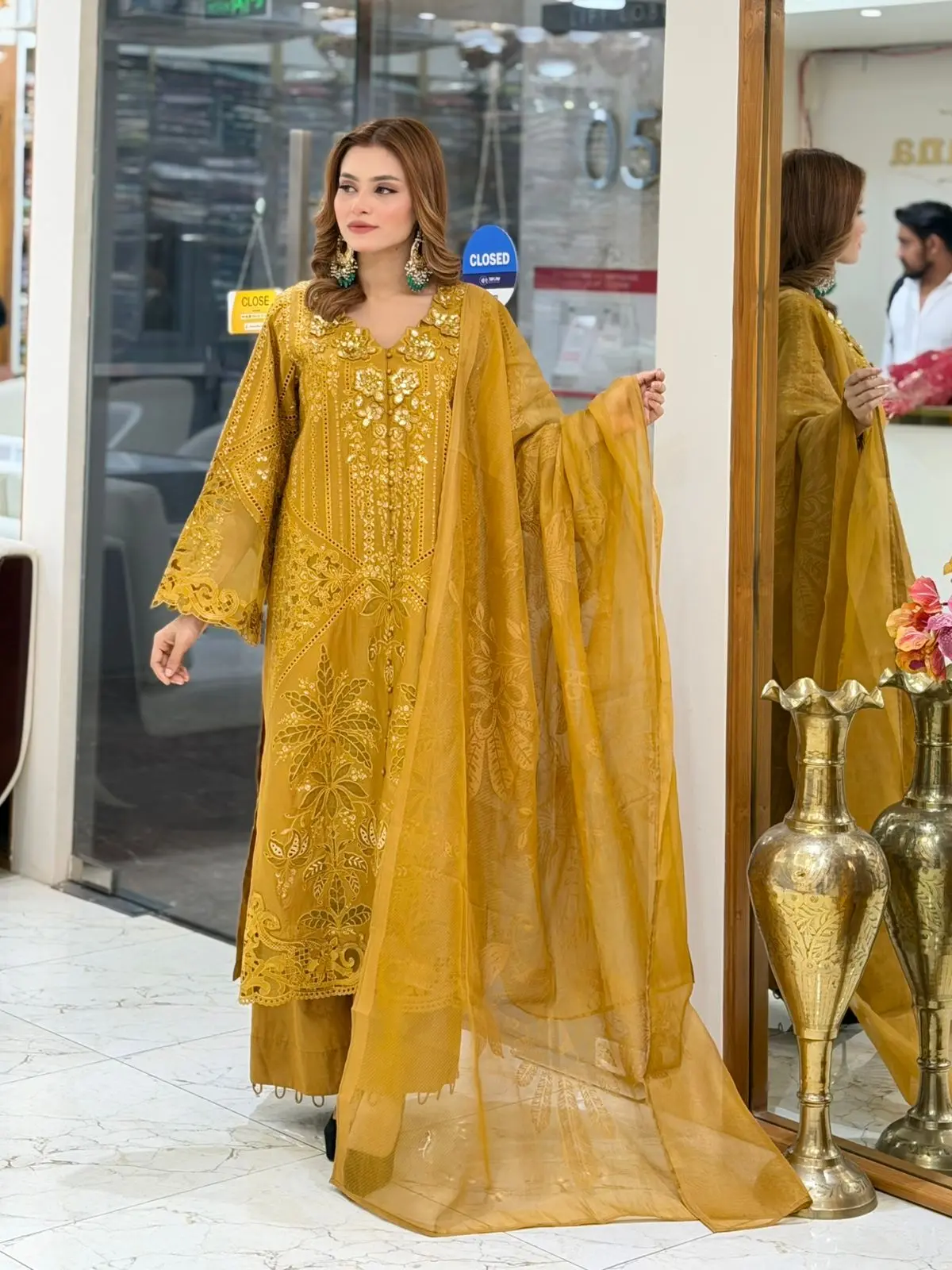 MARIA B LUXURY  (LA-DONNA STITCHED)