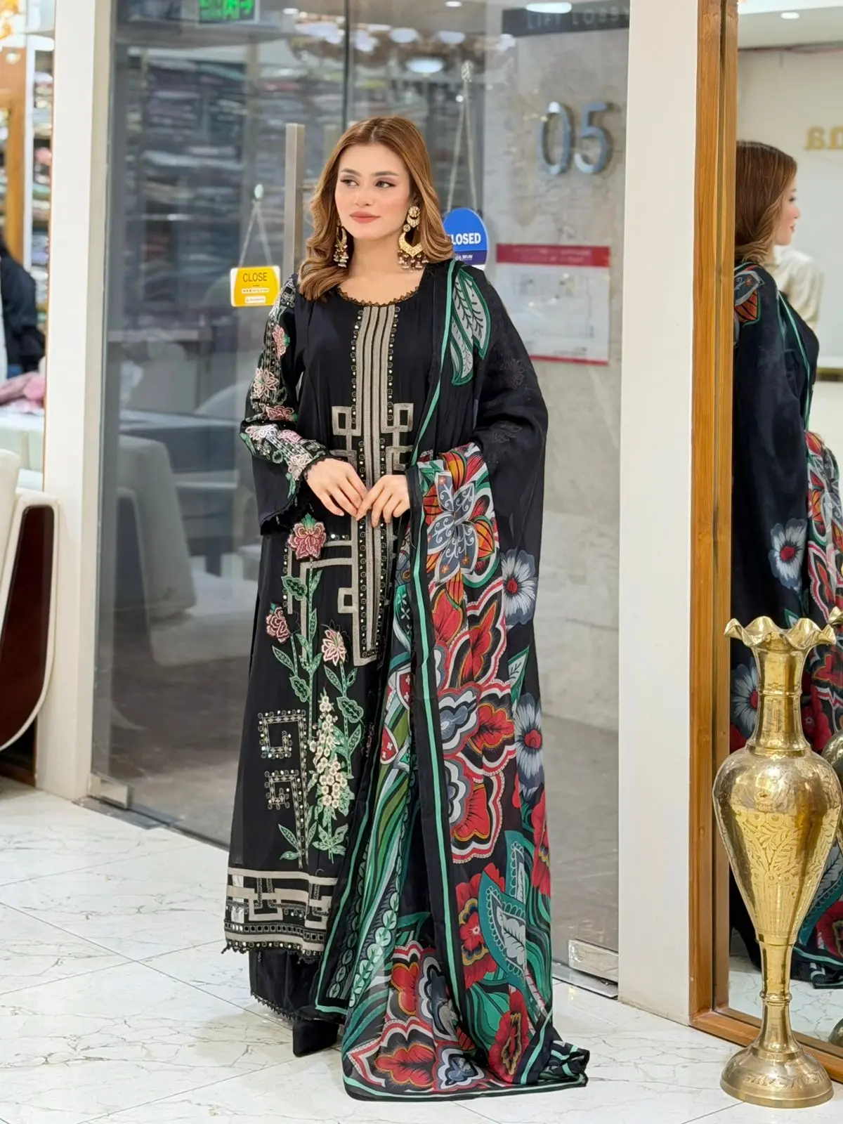 MARIA B LUXURY  (LA-DONNA STITCHED)