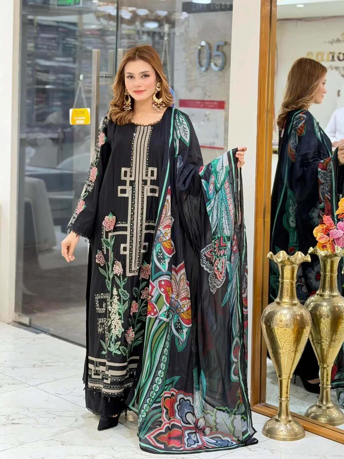 MARIA B LUXURY  (LA-DONNA STITCHED)