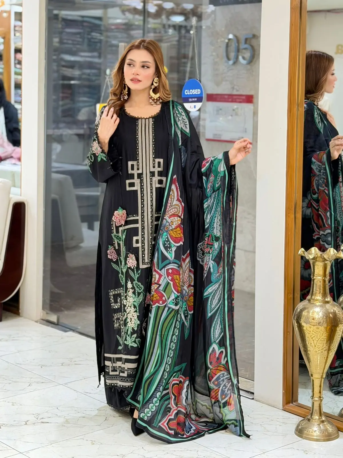 MARIA B LUXURY  (LA-DONNA STITCHED)