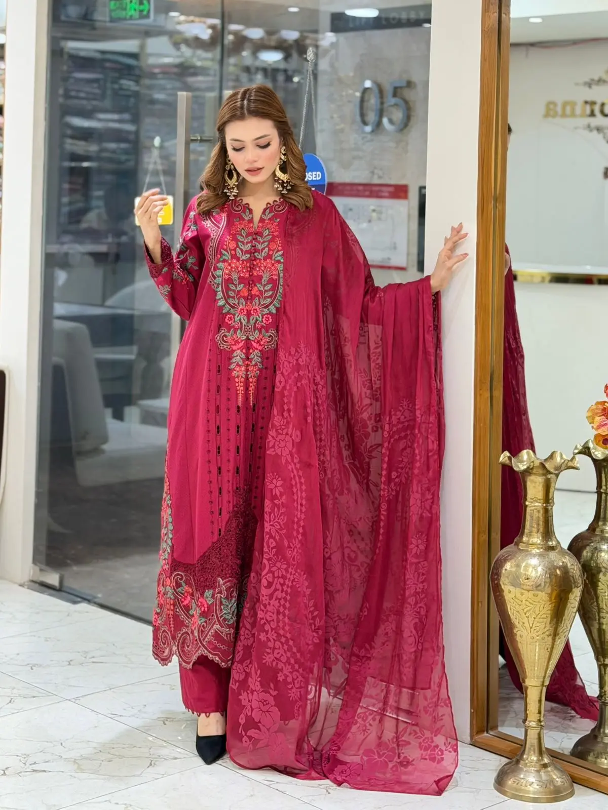 MARIA B LUXURY  (LA-DONNA STITCHED)