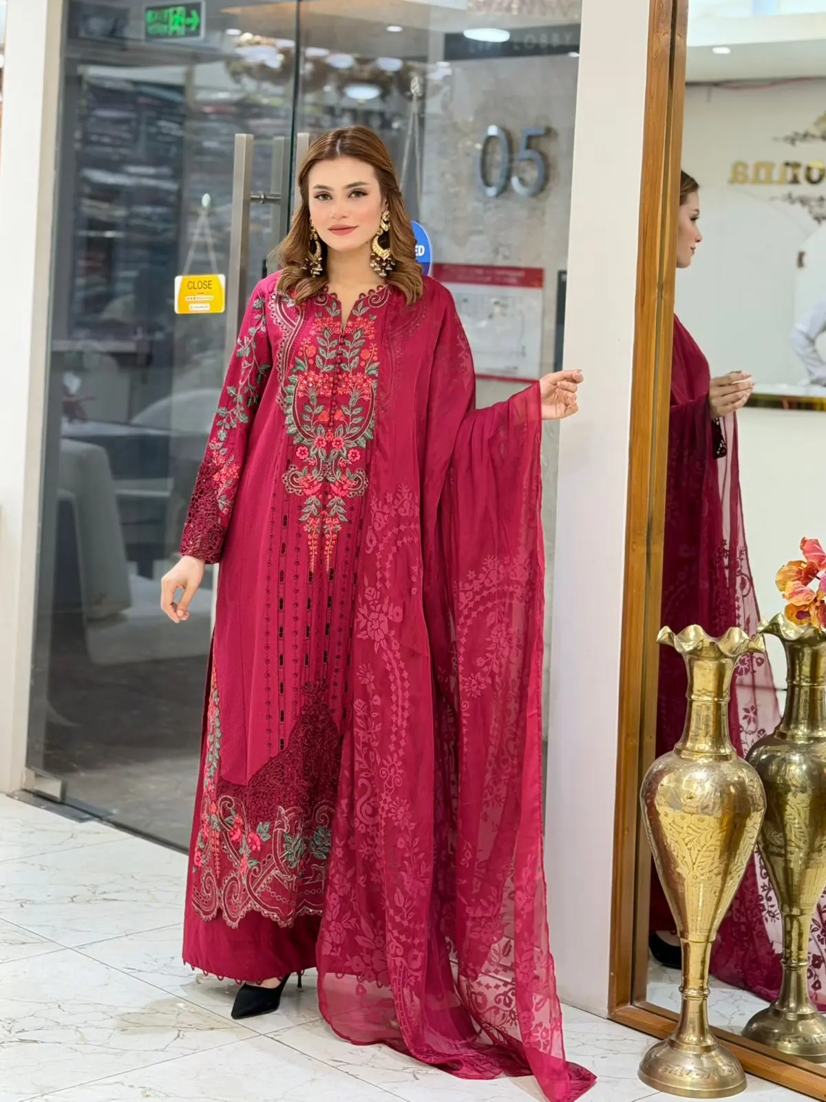 MARIA B LUXURY  (LA-DONNA STITCHED)