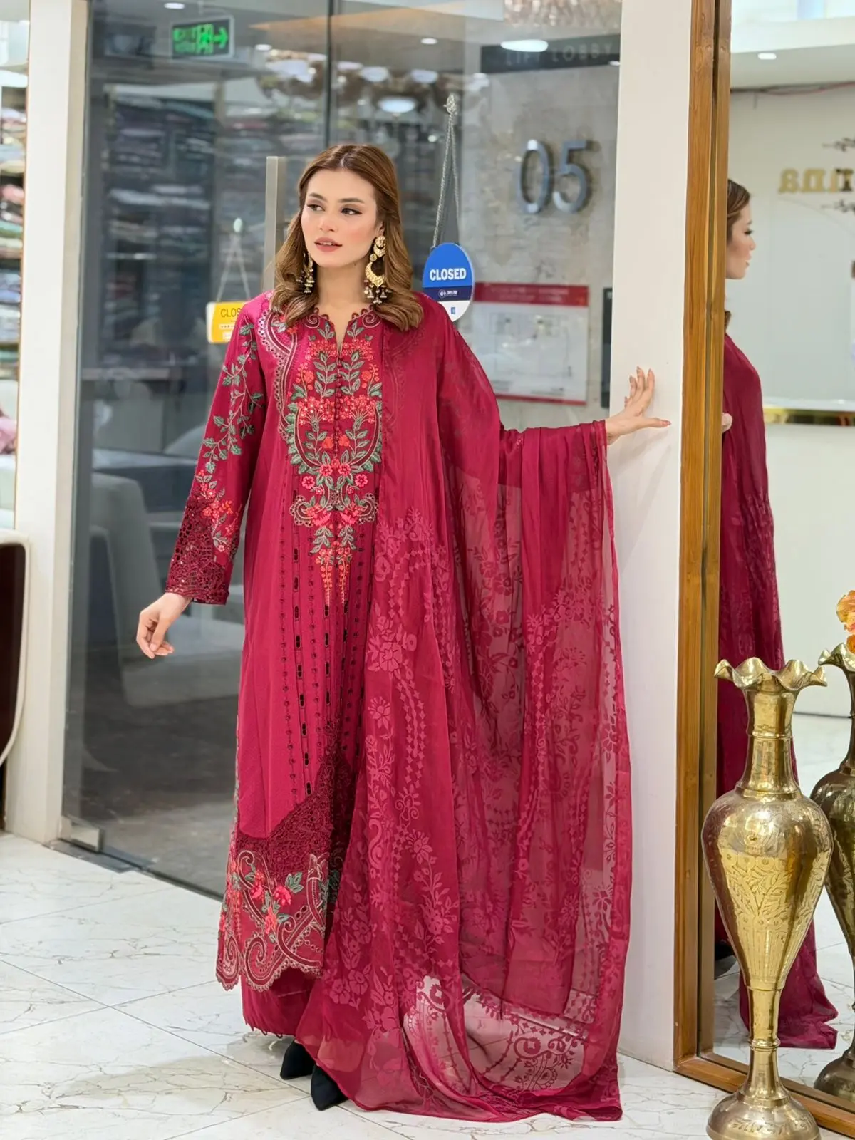 MARIA B LUXURY  (LA-DONNA STITCHED)
