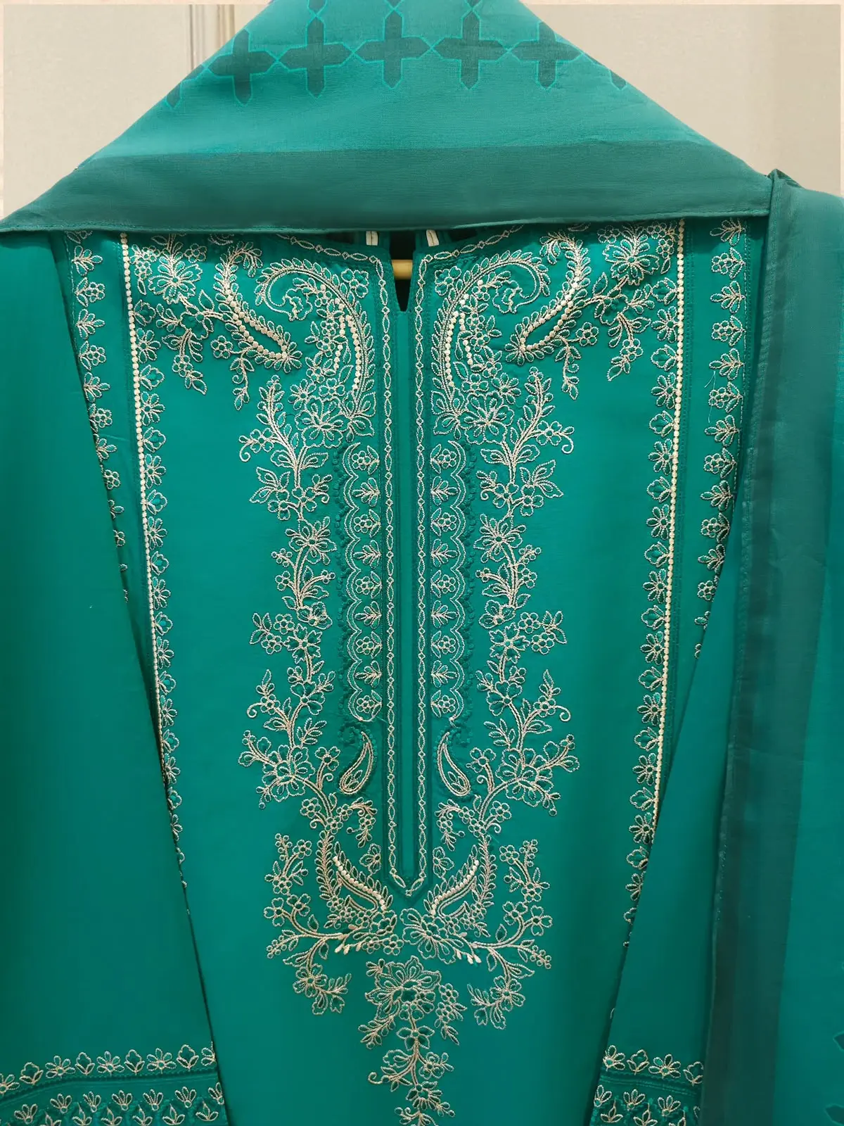 AGHANOOR RTW 