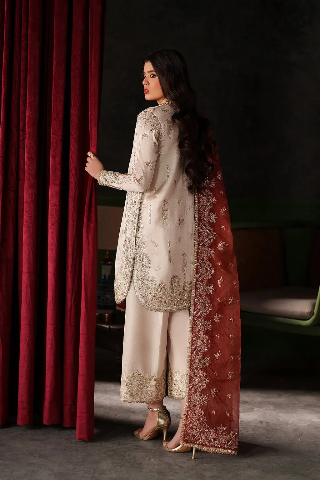 EMAAN ADEEL VARVE UNSTITCHED 