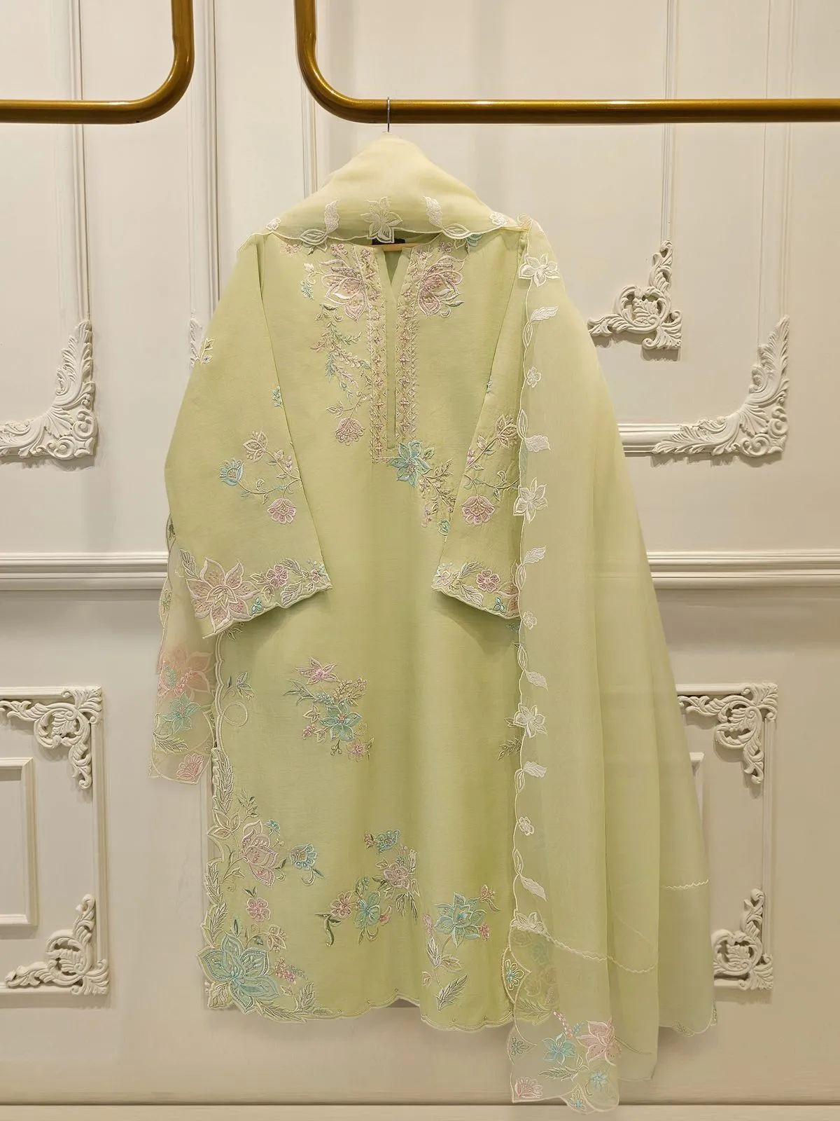 AGHA NOOR S112563