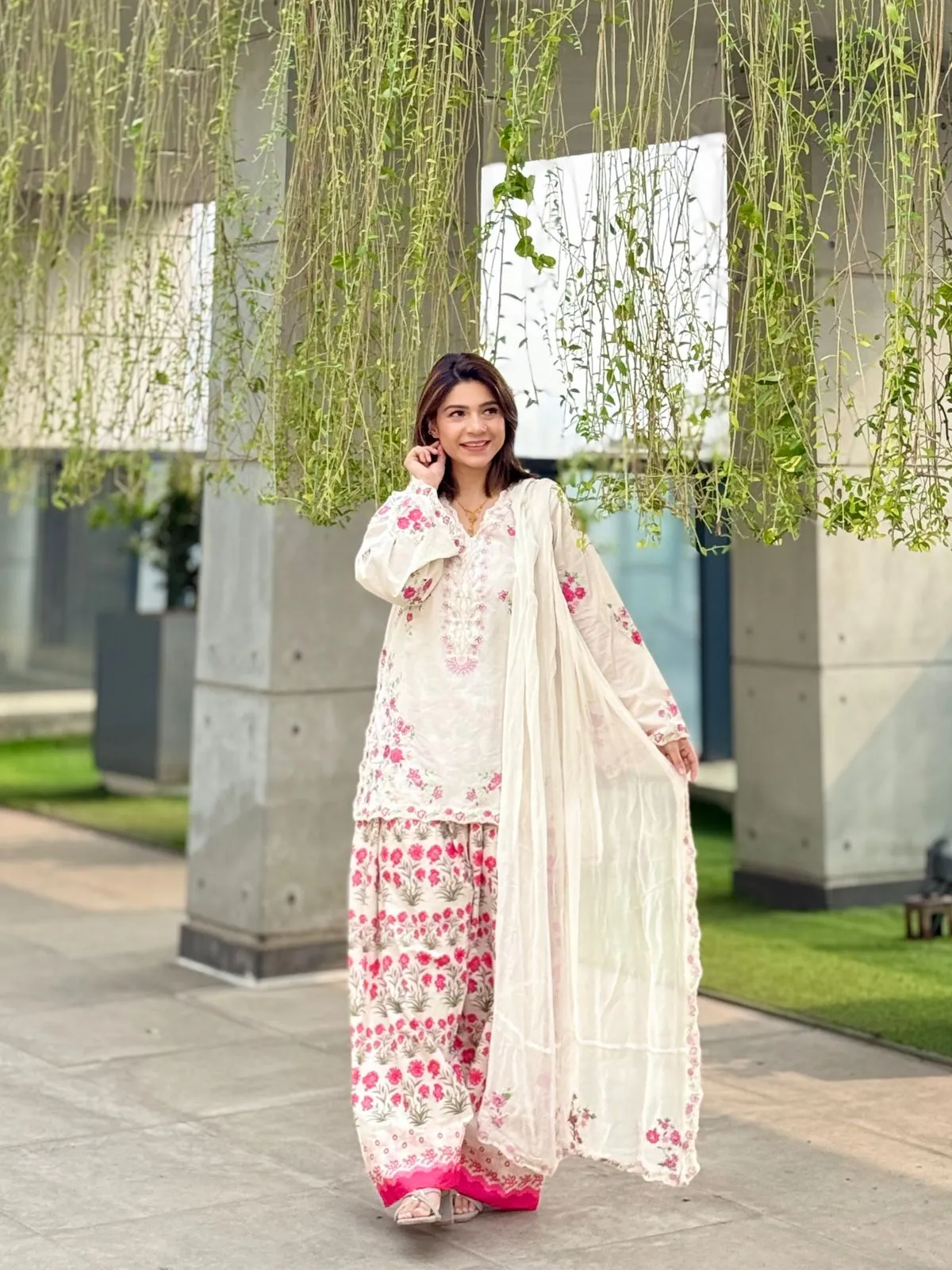 AGHA NOOR S112828